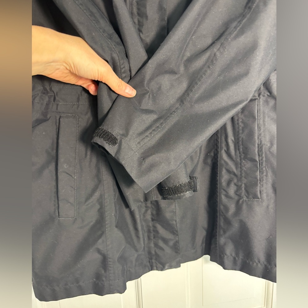 Lands End Women’s Medium Solid Black Raincoat Jac… - image 7